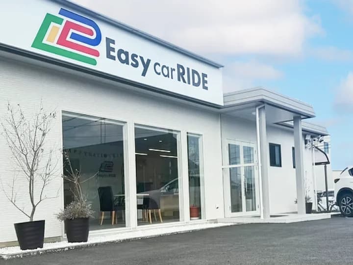 Fachada da loja Easy car RIDE Mie-Tsu