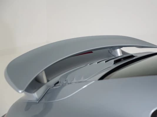Imagem de instalação de peças aerodinâmicas